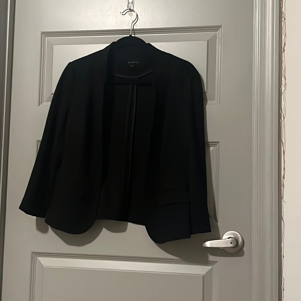 Black Ann Taylor blazer. M